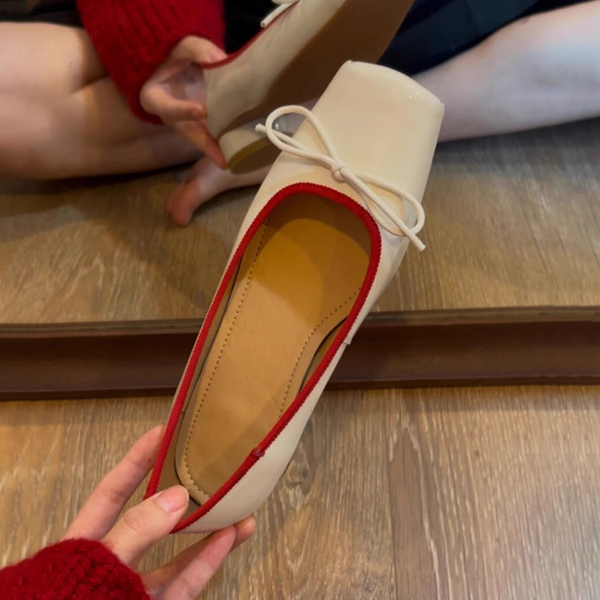 Damen Ballerinas Glänzend mit Schleife Spitze - BerlinGlamour