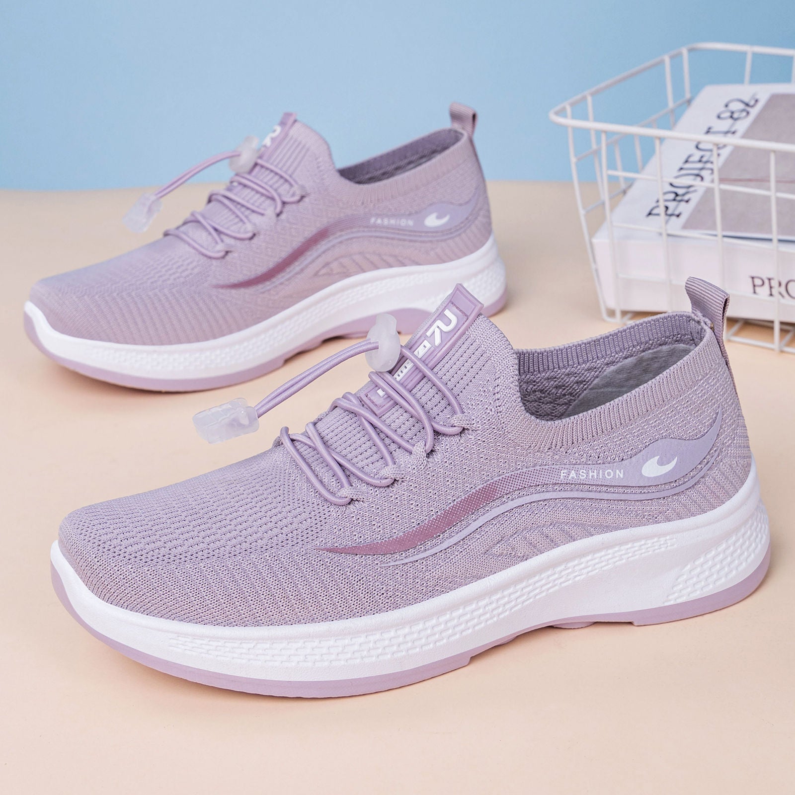 Damen Sneaker Sportlich atmungsaktiv mit Schnellschnürsystem - BerlinGlamour