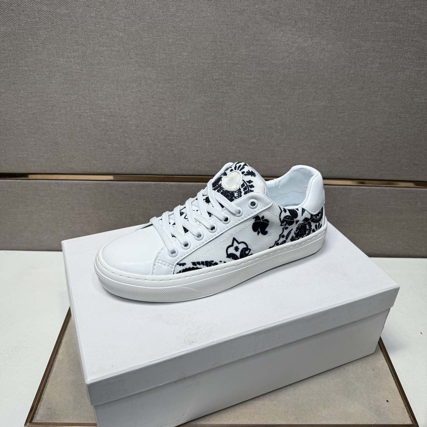 Damen Sneaker Blumenmuster Weich Komfortabel