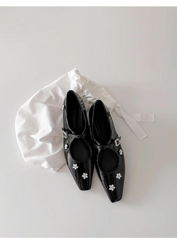 Damen Slingback Ballerinas Schuhe mit Blumen Applikationen und Komfortabsatz
