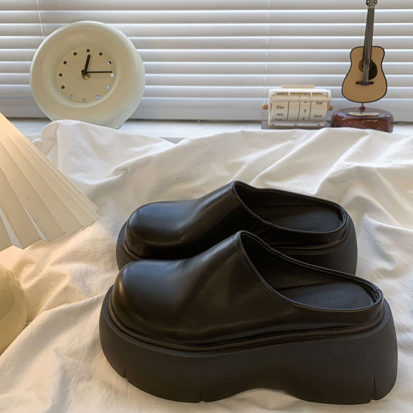 Damen Clogs Plateau Komfortabel Elegant Modern