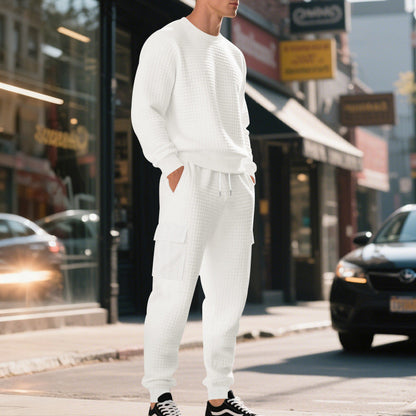 BerlinGlamour Sweatshirt und Cargohose Set - das ist der perfekte Begleiter für deinen nächsten Städttrip. Der lässige Sweatshirt ist aus hochwertigem Material gefertigt und bietet optimal