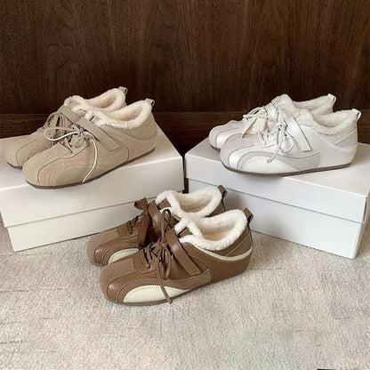Damen Sneaker Schnürsenkel Sportlich Kuschelig - BerlinGlamour