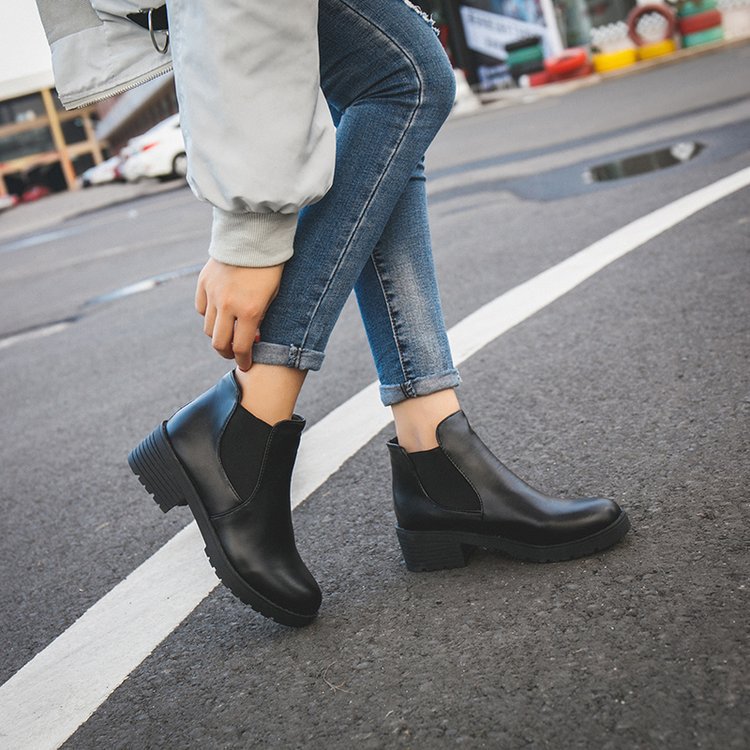 Elegante Damen Chelsea Stiefel Modisch Schwarz