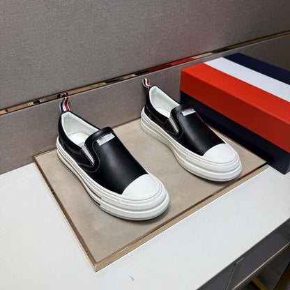 Damen Sneaker Bequem Slip-On Schuhe Sportlich Modern - BerlinGlamour