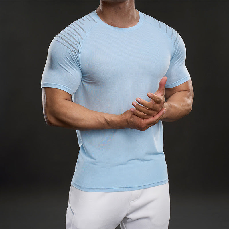 Herren Fitness T-Shirt atmungsaktiv mit Belüftungszonen