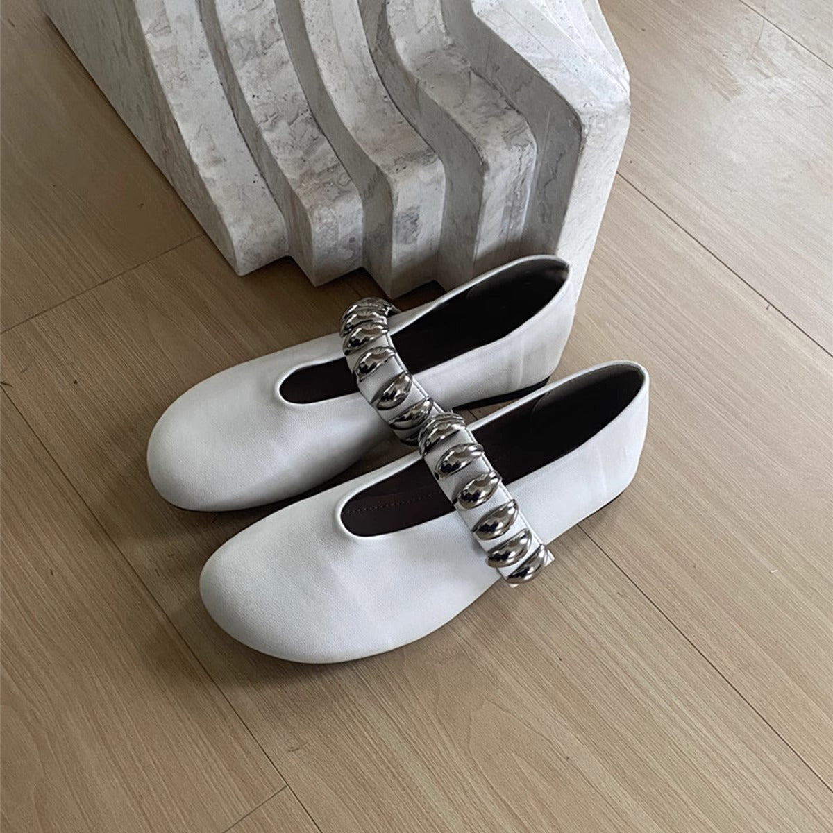 Damen Mokassins Elegant mit Metall-Kettenriemen Schwarz