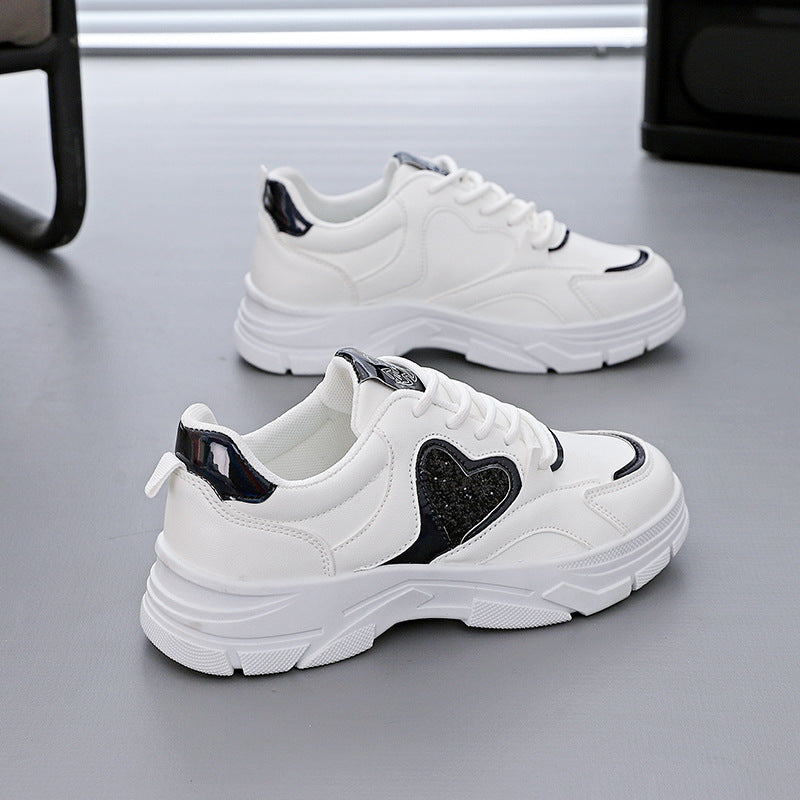 Damen Sneaker Sportlich Glitzerndes Herz Detail