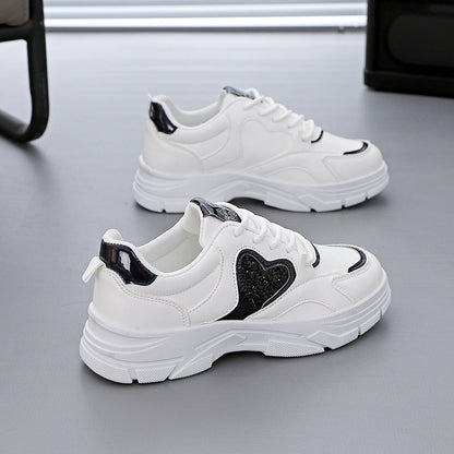 Damen Sneaker Sportlich Glitzerndes Herz Detail