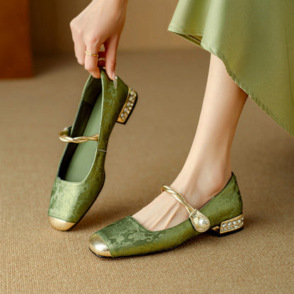 Elegante Damen Ballerinas mit Perlen Schmuck - BerlinGlamour