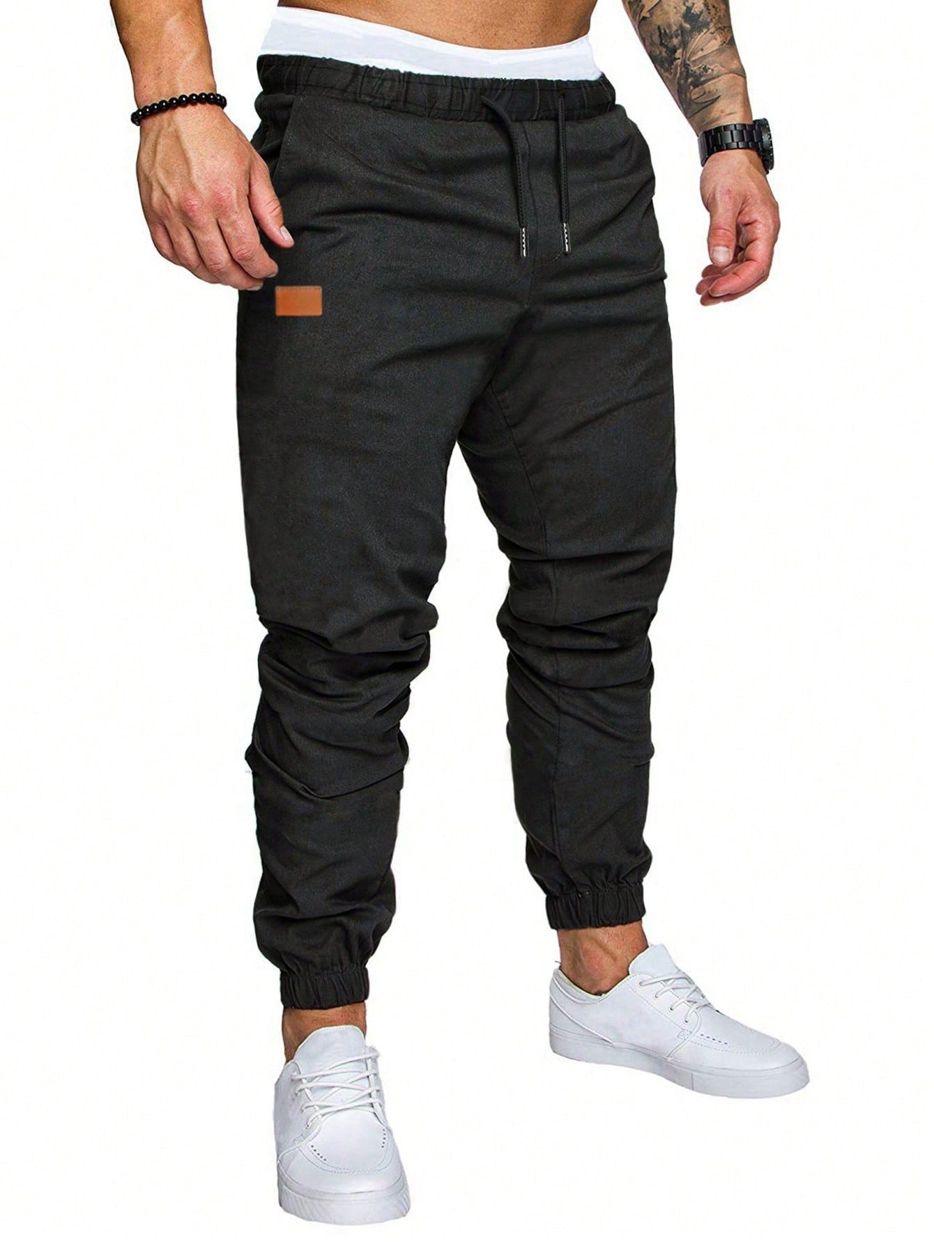 der neue Titel: Elatischer Freizeit-Jogginghose mit elastischem Bund und praktischen Reißverschlusstaschen BerlinGlamour 

Ich hoffe, das hilft!