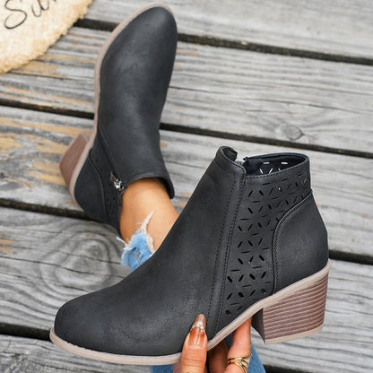Damen Stiefeletten Elegant mit Lasercut-Design und flacher Sohle