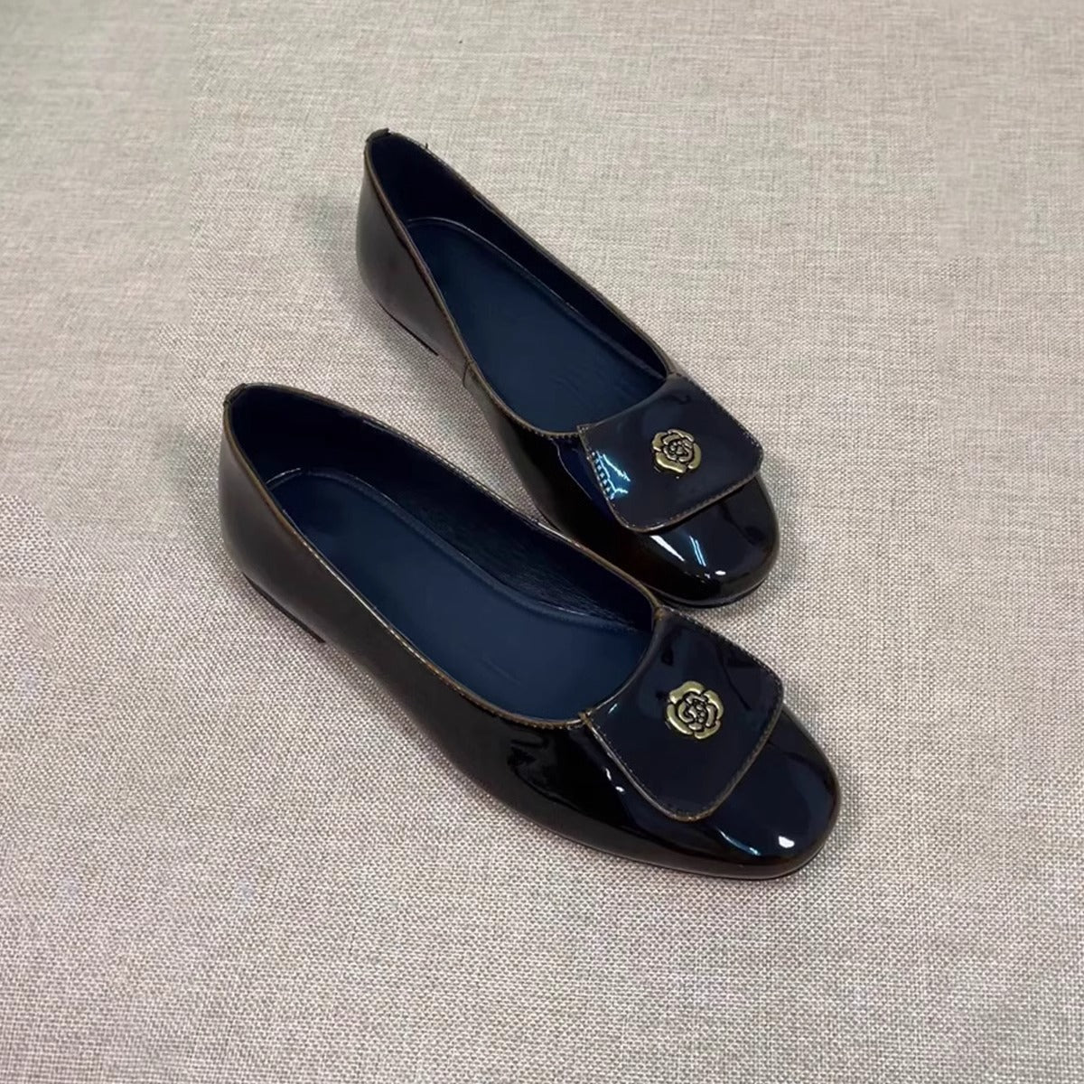 Damen Slipper Elegante Luxus Slipper Komfortabel Mit Edlem Detail