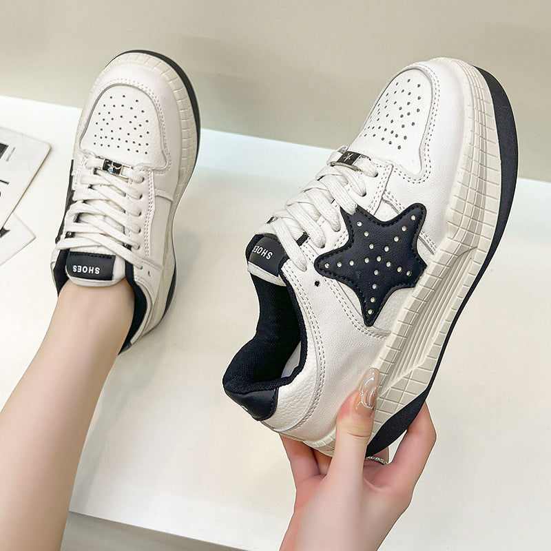 Damen Sneaker Sternen-Design Comfort Sohle - BerlinGlamour