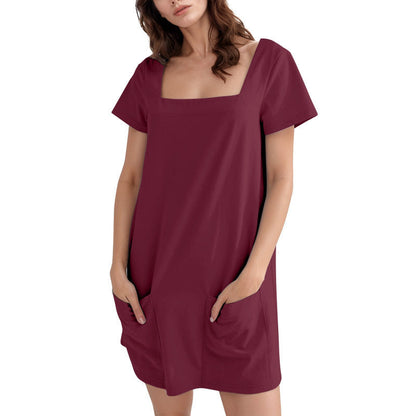 Kurzarmes BerlinGlamour Taschenkleid mit quadratischem Ausschnitt