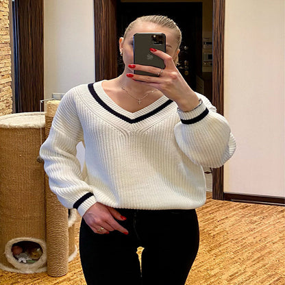 Damen Pullover V-Ausschnitt Streifenmuster Modern - BerlinGlamour