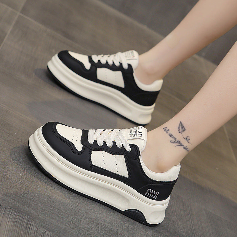 Damen Sneaker Stabile Laufsohle Elegante Sportmode
