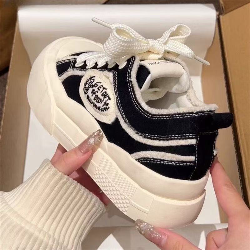 Damen Sneaker Bequem Sportlich mit Robusten Sohlen