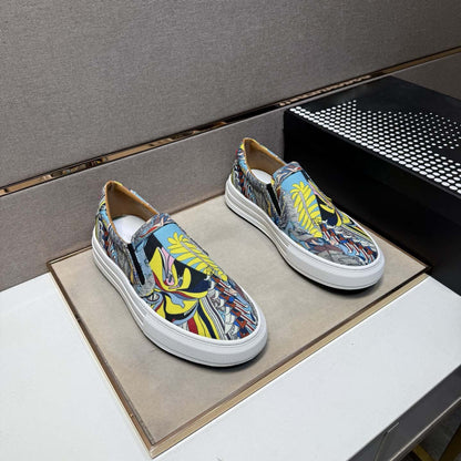Damen Sneaker Slip-On mit buntem Grafik-Design