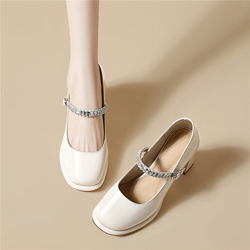 Damen Pumps mit Riemchen und Schmucksteinen Elegant