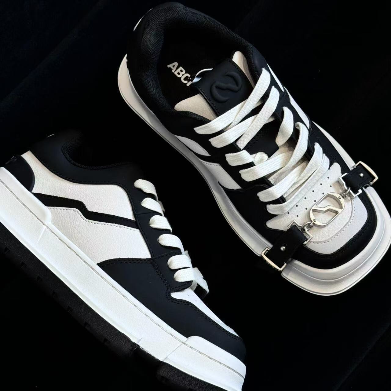 Damen Sneaker Schnallenverschluss Modern Sportlich