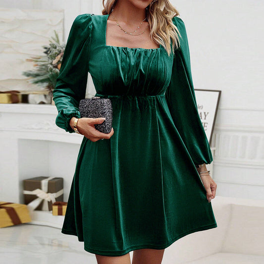BerlinGlamour Samtkleid: Charmantes, sexy Partykleid aus Samt
