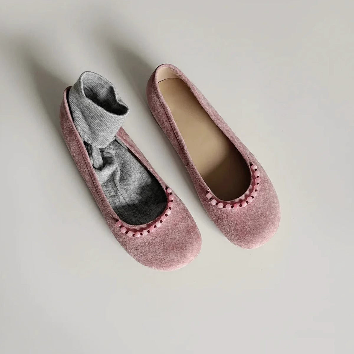Damen Ballerinas mit Pom-Pom Detail Moderne Frauen Schuhe