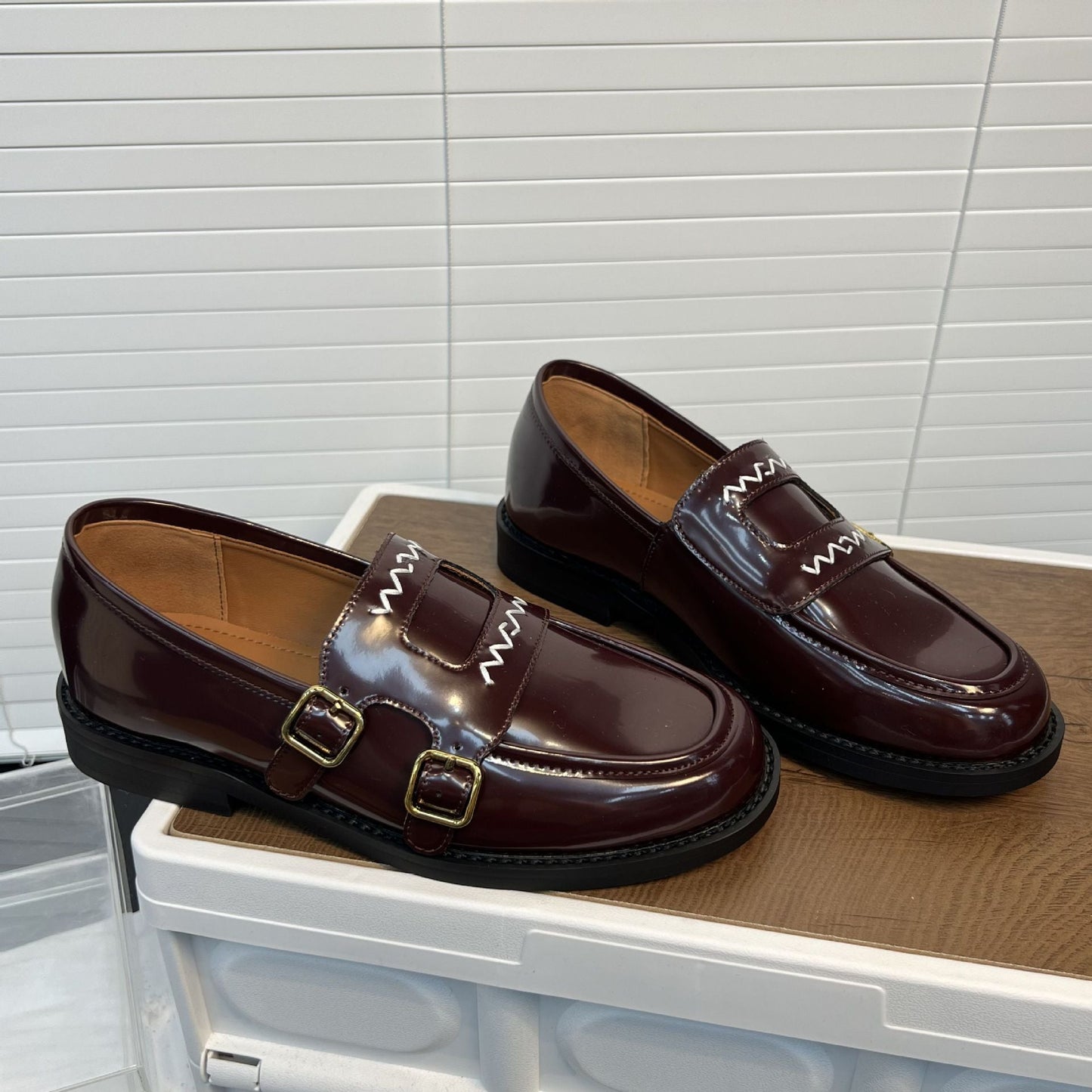 Damen Mokassins Elegante Schnallen Schuhe Schwarz Mode