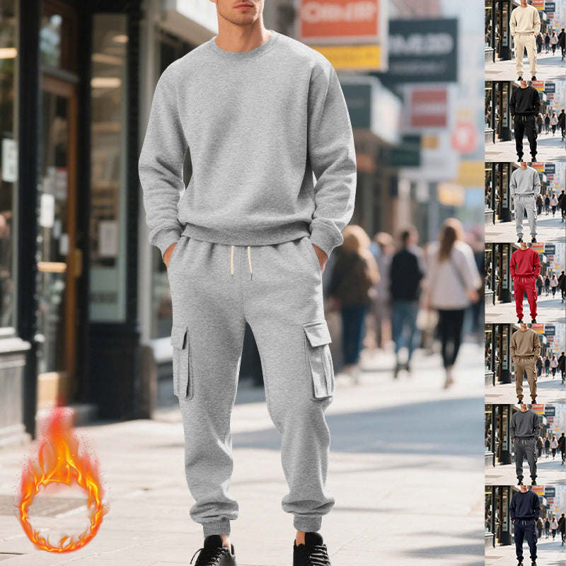 Berlin-Glamour Sweatshirt und Cargo-Hose Set: Moderne Streetwear-Kollektion für den stylischen Herrn. Entdecke die neuesten Trends und bleibe immer auf dem neuesten Stand. - BerlinGlamour