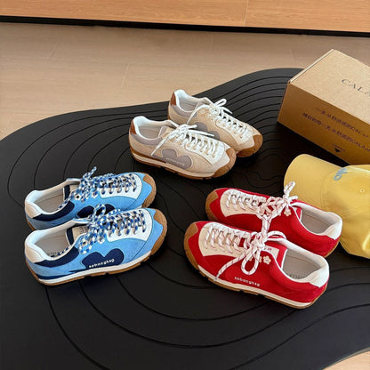 Damen Sneaker Sportlich Atmungsaktiv Weiße Schuhe - BerlinGlamour