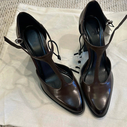 Elegante Damen Slingback Pumps mit Riemen und femininem Schnitt