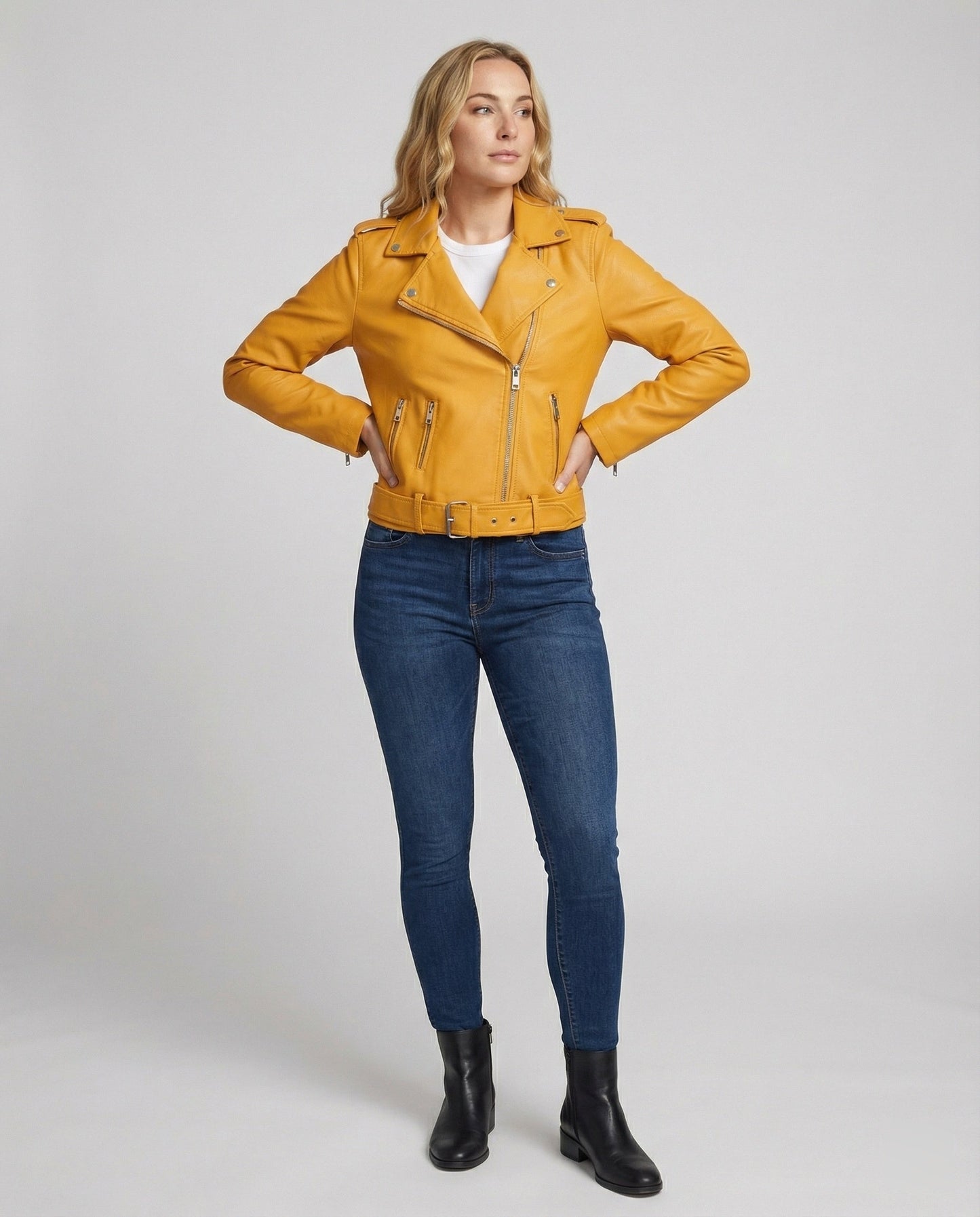 Damen Bikerjacke Lederoptik Tailliert Geschnitten