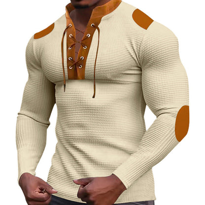 der neue Titel: Herren Langarm-Henley-Shirt mit strukturiertem Gewebe und modischem Schnürdesign