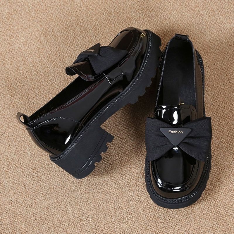 Damen Schuhe Lack Hochglanz mit Schleife Rutschfest