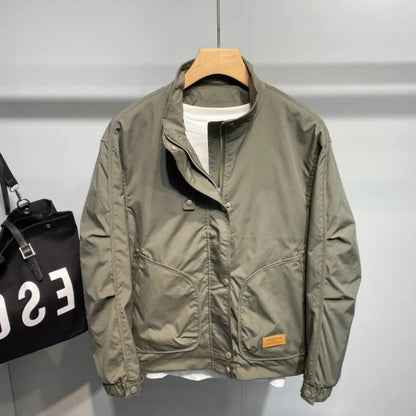 Herren Übergangsjacke Robust mit verstellbarem Kragen und vielen Taschen
