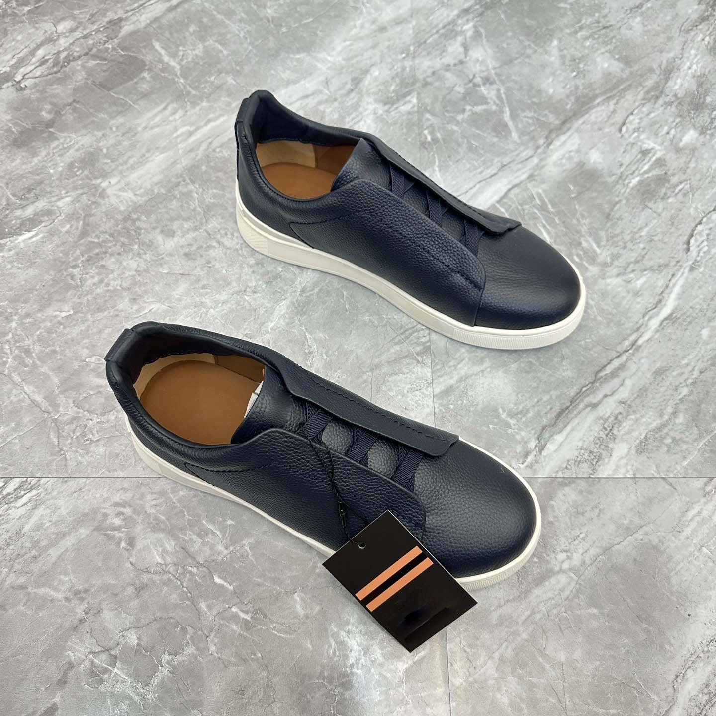 Damen Sneaker Slip-On Leder Schwarz Rutschfest