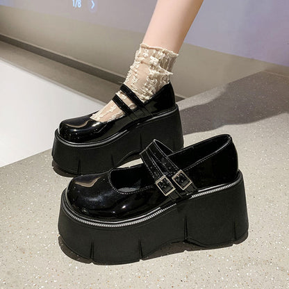 Damen Plattform Ballerinas Hoch mit Doppelriemen Glänzend - BerlinGlamour