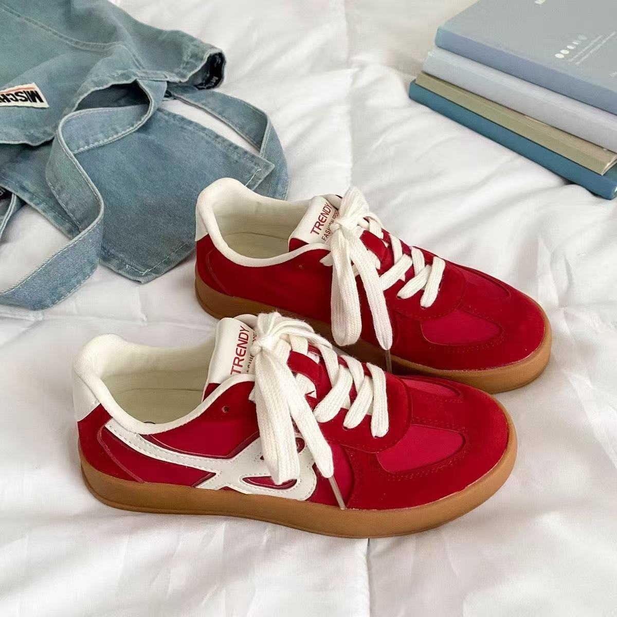 Damen Sneaker Retro-Style Bequem Hochwertig - BerlinGlamour