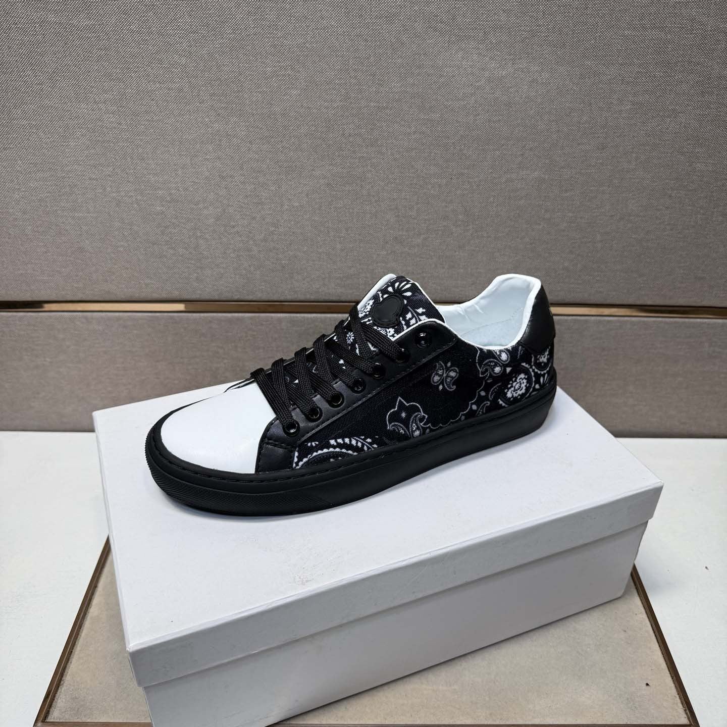 Damen Sneaker Blumenmuster Weich Komfortabel