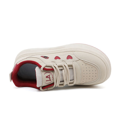 Damen Sneaker mit Herz-Applikationen und Weicher Laufsohle