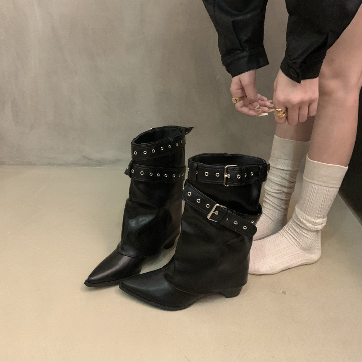 Damen Stiefel Schnallen Modisch Cut Out Schick