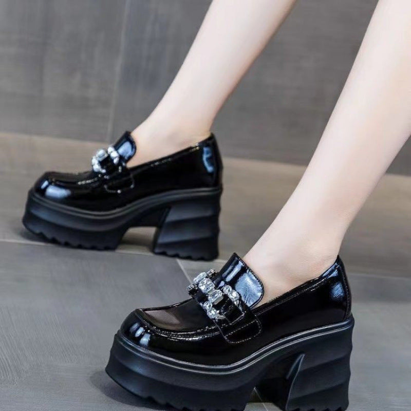 Damen Plateau Schuhe Hoch mit Ketten Dekor Elegant - BerlinGlamour