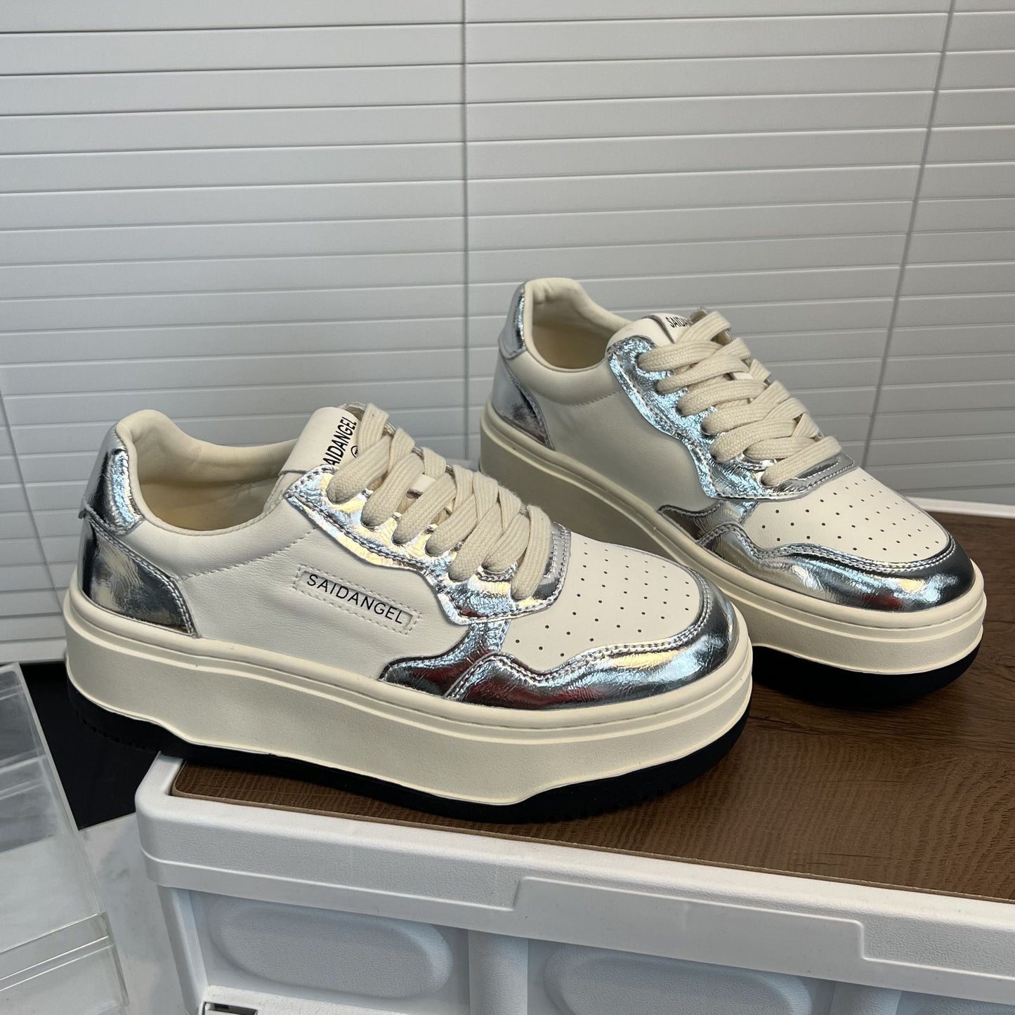 Damen Sneaker Glänzend Dämpfend Sportschuhe Frauen