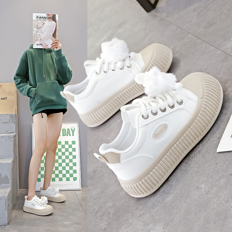 Damen Sneaker Rutschfest Dekorativ Pompons Sportlich - BerlinGlamour