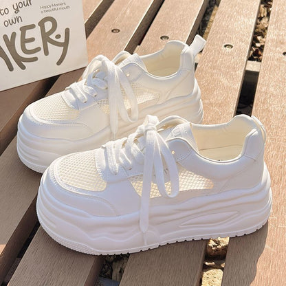 Damen Sneaker Sportlich Luftig Mit Plateau Sohle - BerlinGlamour