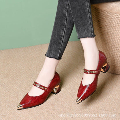 Damen Pumps Hochhackig mit Kettenriemen und Blockabsatz Elegant