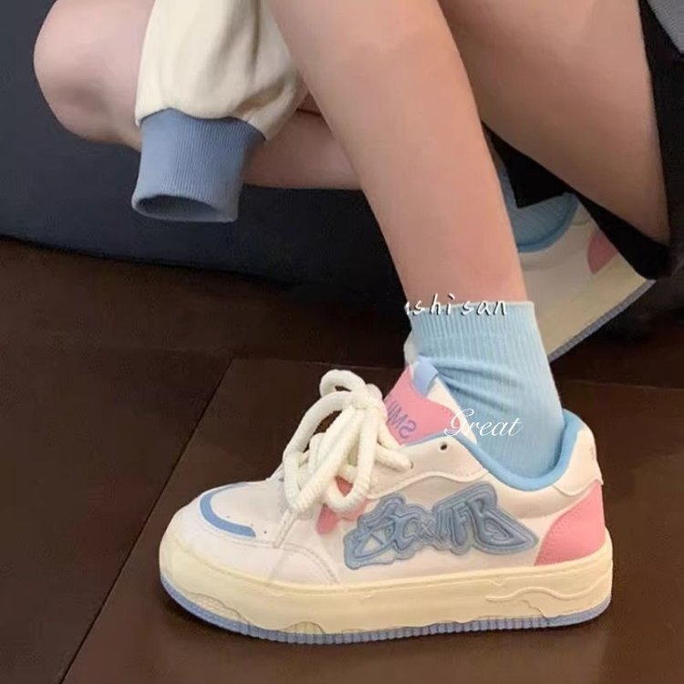 Damen Sneaker Modern Sportlich mit Schnürsystem - BerlinGlamour