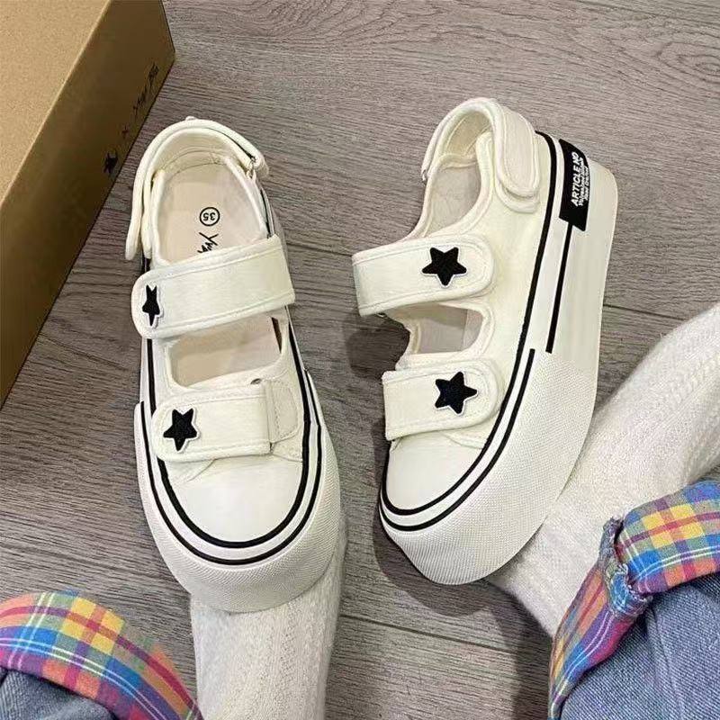Damen Sneaker mit Klettverschluss Stern Applikation - BerlinGlamour