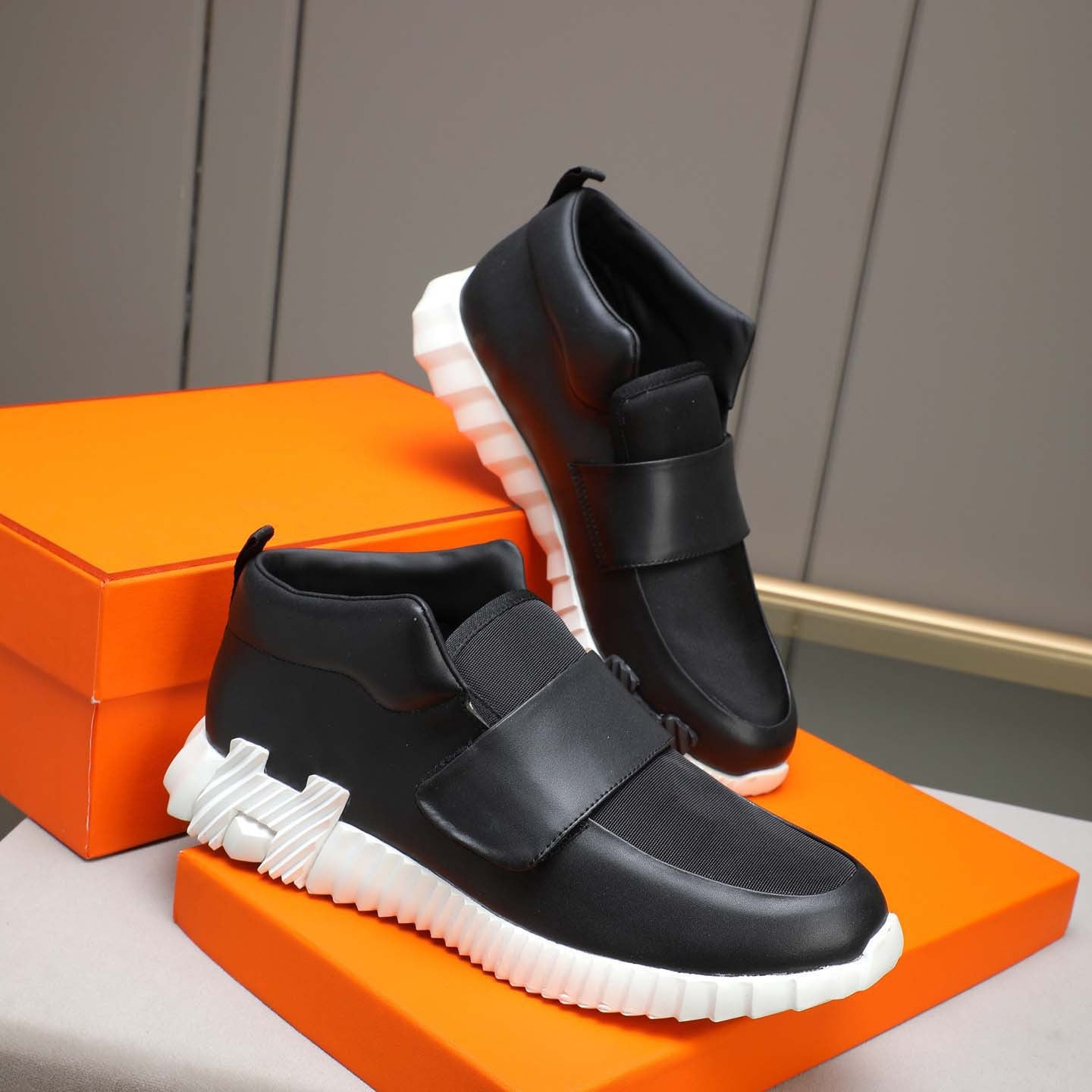 Damen Sneaker Sportlich Slip-On Weite Passform