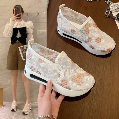 Damen Sneaker Slip-On Blumen Stickerei Mode Schuhe